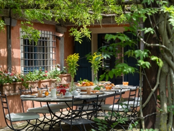 Villa Vetrichina - Holiday home villa in San Casciano dei Bagni, Tuscany