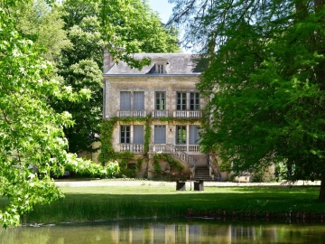 Manoir de Plaisance - Castle hotel in Benon, Nouvelle Aquitaine