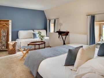 Instants d'Absolu - Ecolodge de Luxe & Spa - Eco Lodging in Neussargues en Pinatelle, Auvergne