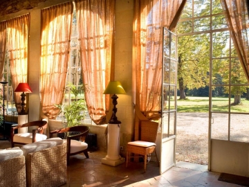 Chateau des Briottieres - Hotel & Self-Catering in Champigné, Loire Valley -  Pays de la Loire