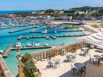 Palazzo De Mori - Bed and Breakfast & self-catering in Otranto, Puglia